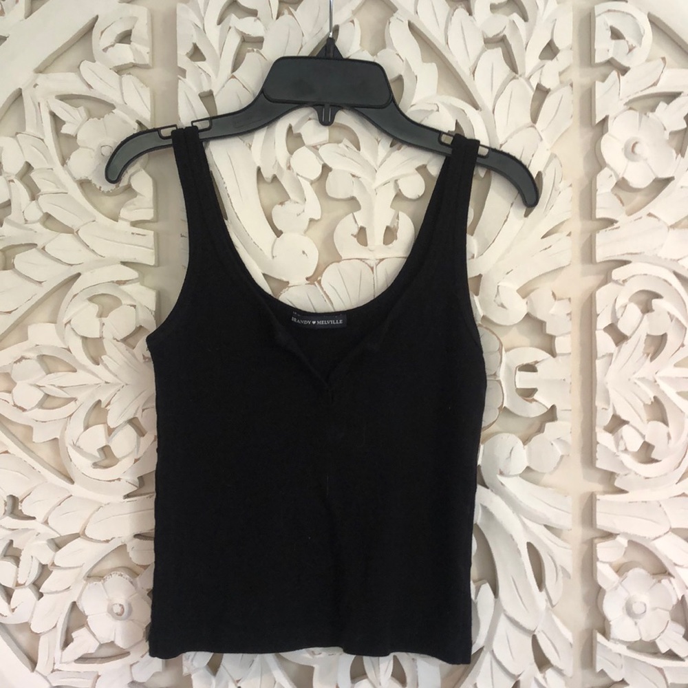 Brandy Melville crop top